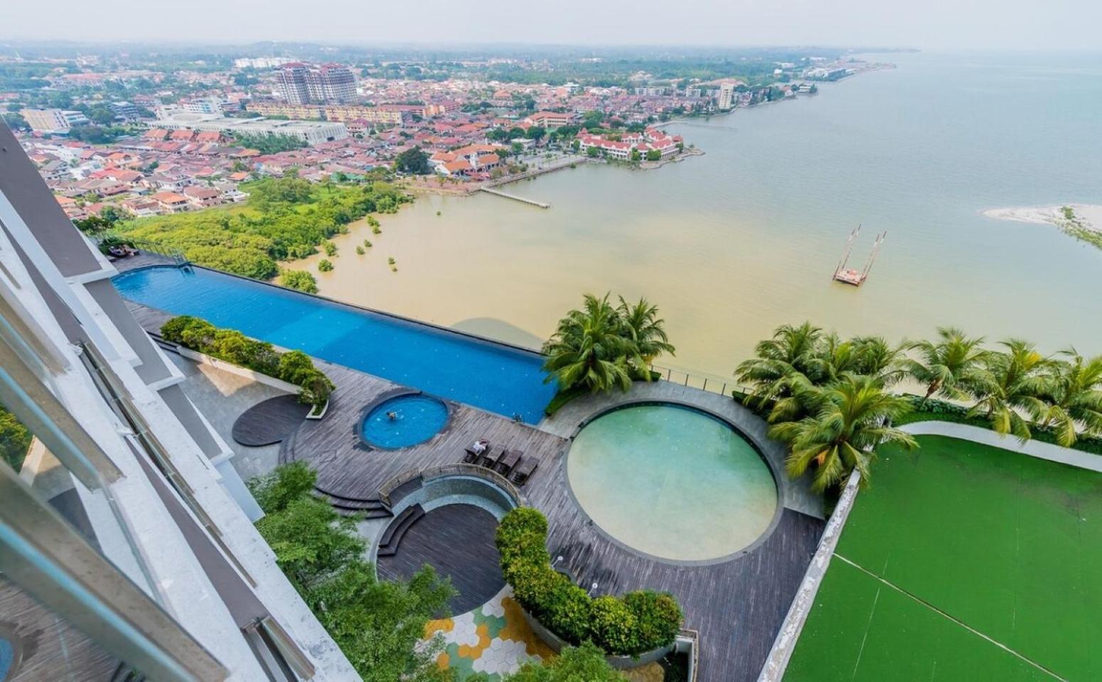 Silverscape Seaview Residence Melaka ภายนอก รูปภาพ